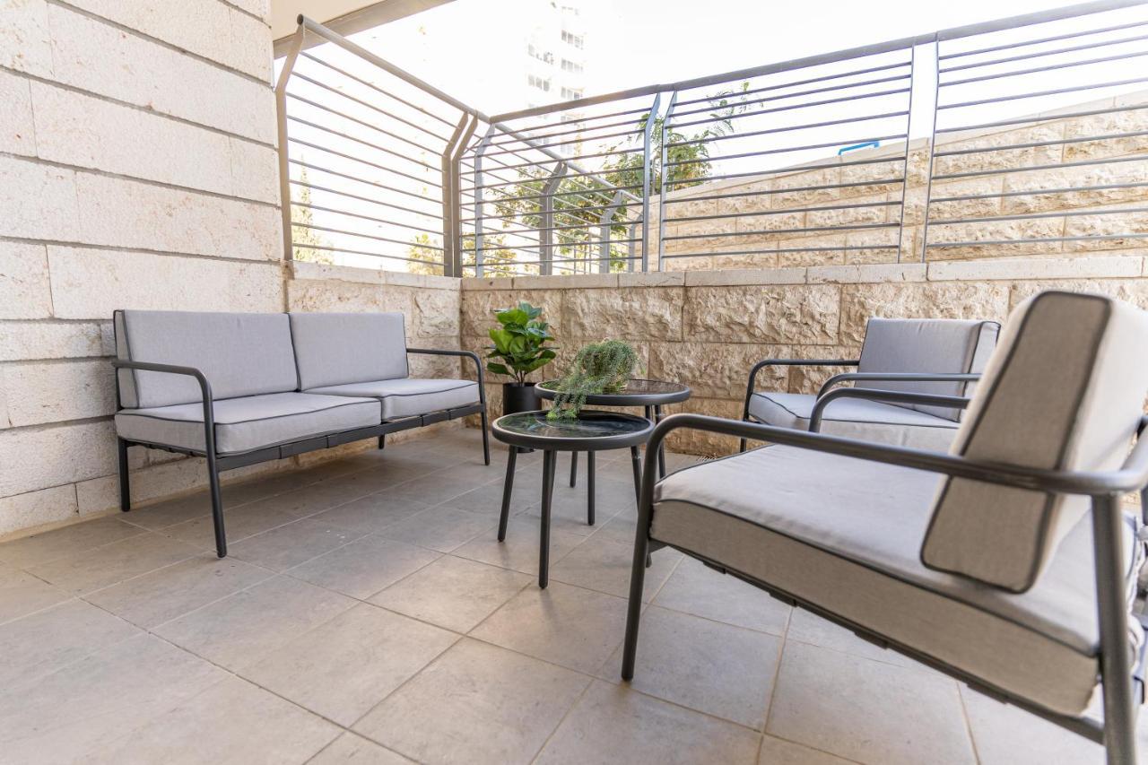 Deluxe 3 Bedrooms Flat In Residential Area Jerusalem Exterior photo